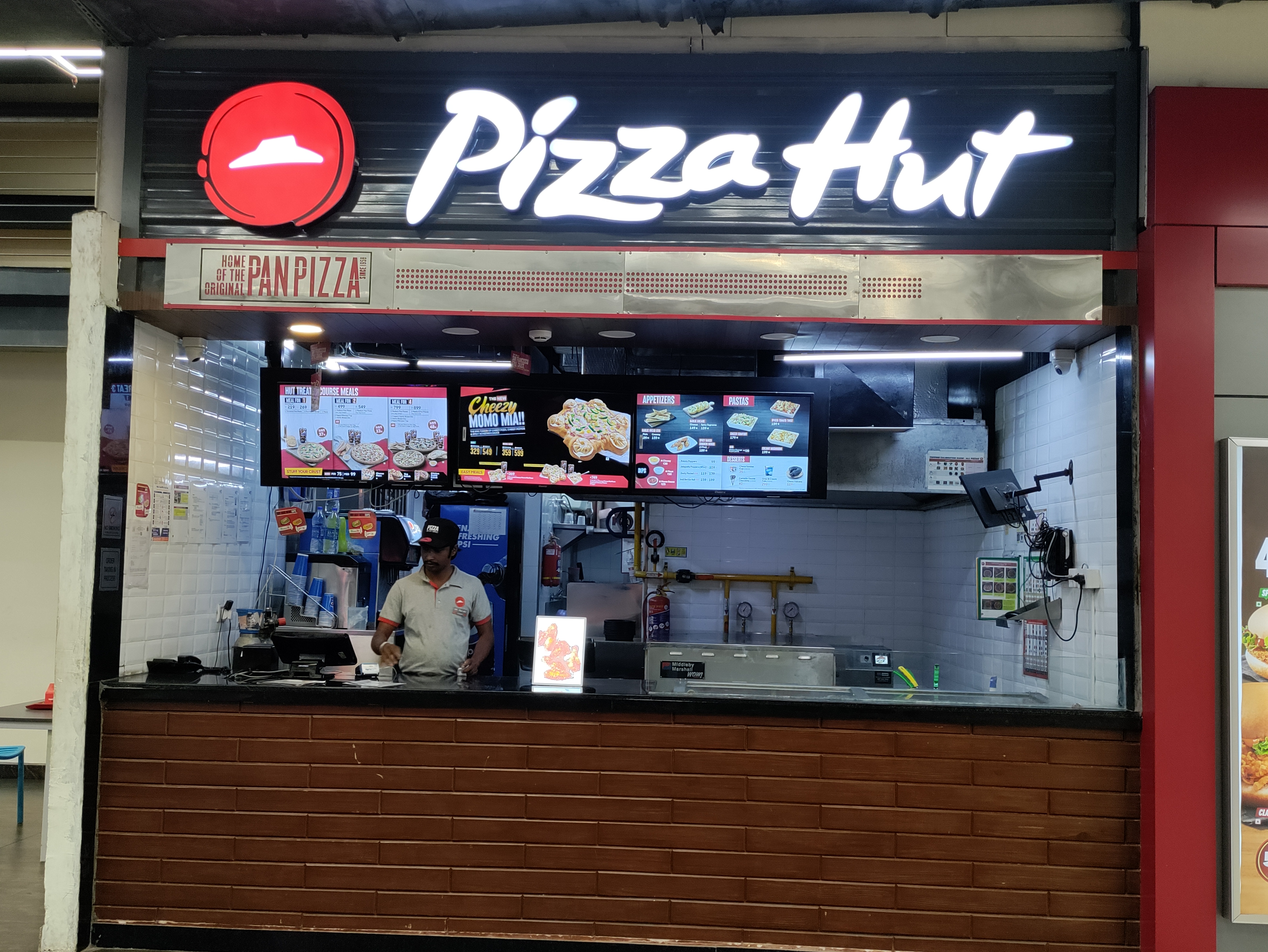 Pizza Hut